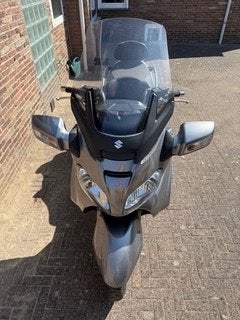 MotorScooter Suzuki AN650A, Ophalen, 2 cilinders, Meer dan 35 kW