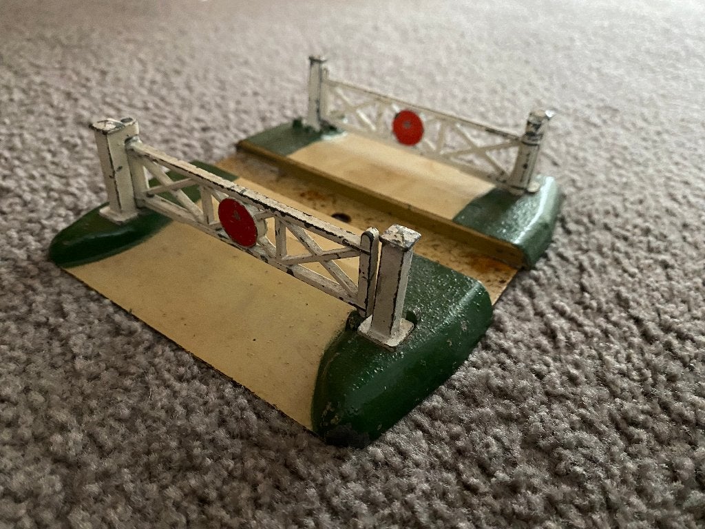 Vintage Hornby Dublo spoorwegovergang, uit de jaren 50/60, Ophalen of Verzenden, Gebruikt, Trein, Overige typen