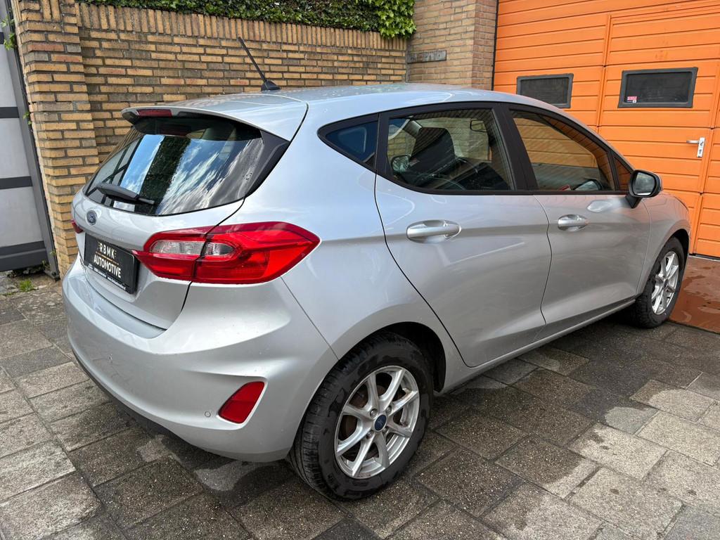 Ford Fiesta 1.0 EcoBoost, Auto's, Ford, Voorwielaandrijving, Gebruikt, Zwart, 1064 kg