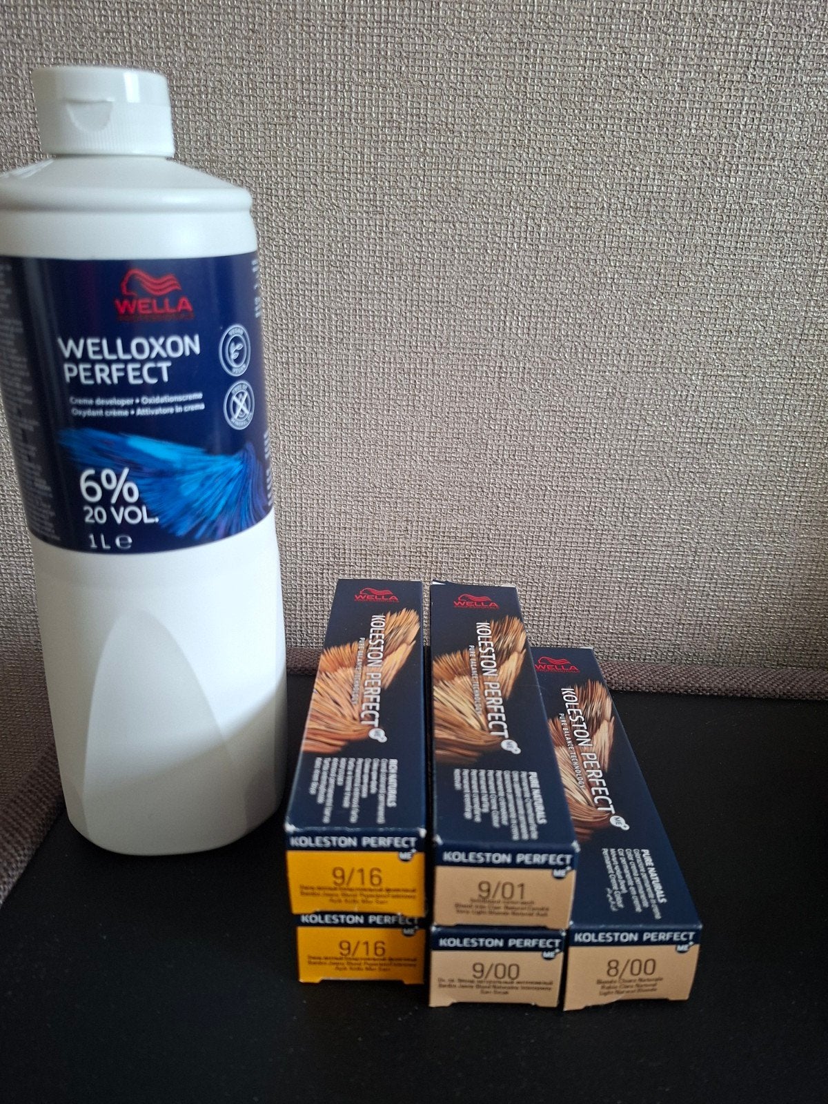 Koleston Perfect Haarverf en Wella Welloxon Perfect, Ophalen of Verzenden, Nieuw, Overige typen