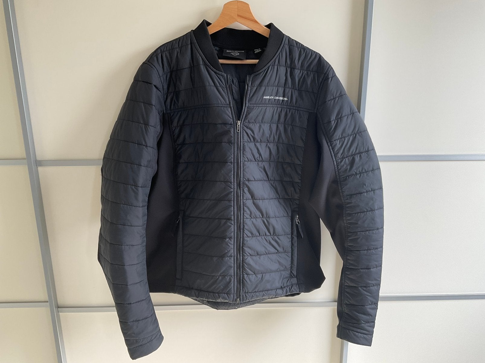 Harley Davidson Midlayer Jack Zwart mt.L €188,17 Nu €90,-, Motoren, Ophalen, Nieuw met kaartje, Heren, Jas | textiel