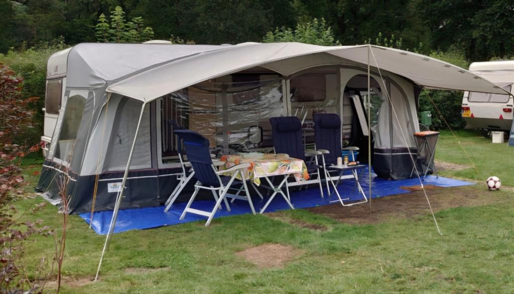 Brand nomada 240 met luifel, Ophalen