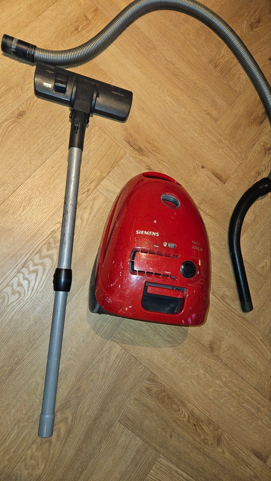 Siemens Rapid 2300W stofzuiger - Rood, Siemens, Gebruikt, Geschikt voor harde vloeren, 2000 watt of meer