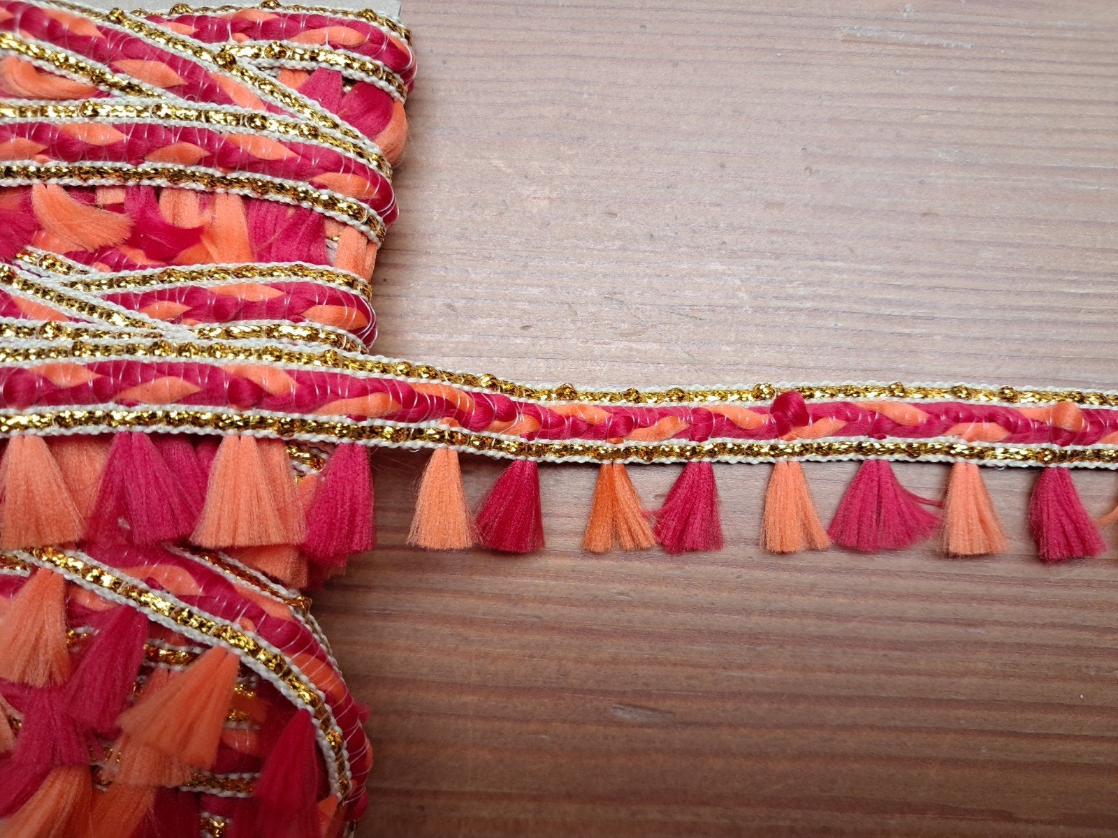 carnaval Kielegat flosjesband per meter, Ophalen of Verzenden, Nieuw, Versiering, Oranje of Koningsdag