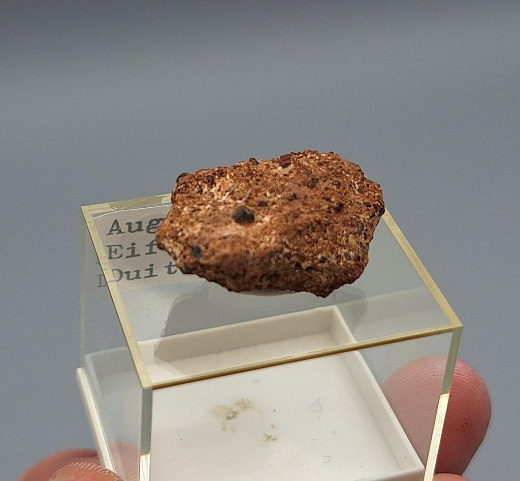 Augiet - Eifel, Duitsland, Ophalen of Verzenden, Mineraal