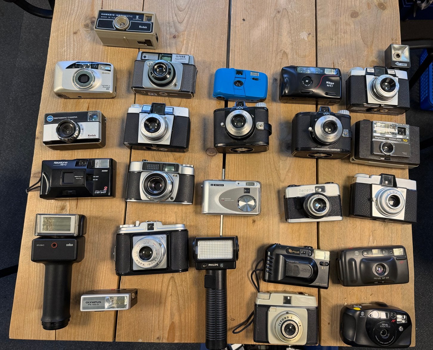 Partij analoge camera's o.a Nikon, Ilford, Yashica en meer, Ophalen of Verzenden, Gebruikt, Compact, Overige Merken