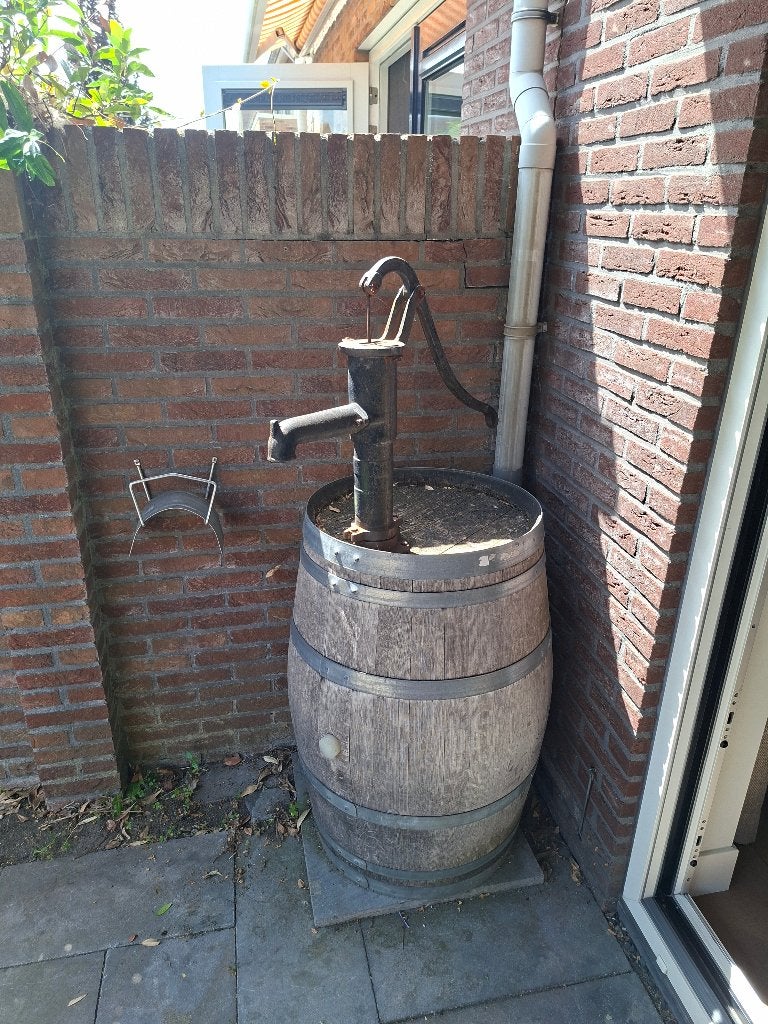 Houten regenton 225L Eiken wijnvat met pomp, Tuin en Terras, Regentonnen, Ophalen, Gebruikt, 150 liter of meer, Met pomp