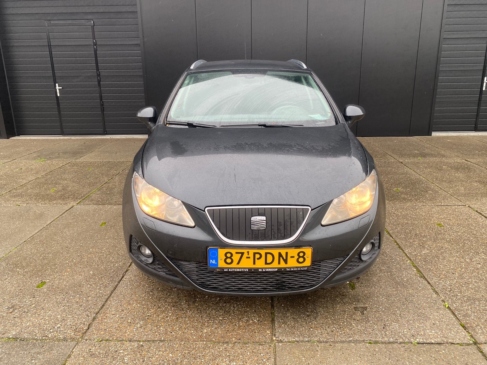 Seat Ibiza 1.2TDI 55KW Ecomotive ST 2011 Grijs, Euro 5, 74 pk, Zwart, 1199 cc