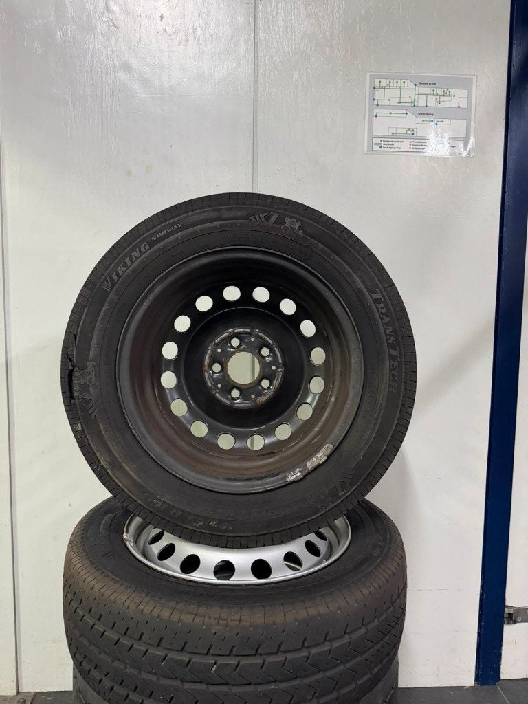 4x originele Mercedes 16 inch stalen velgen 195/65 R16C, Ophalen, Gebruikt