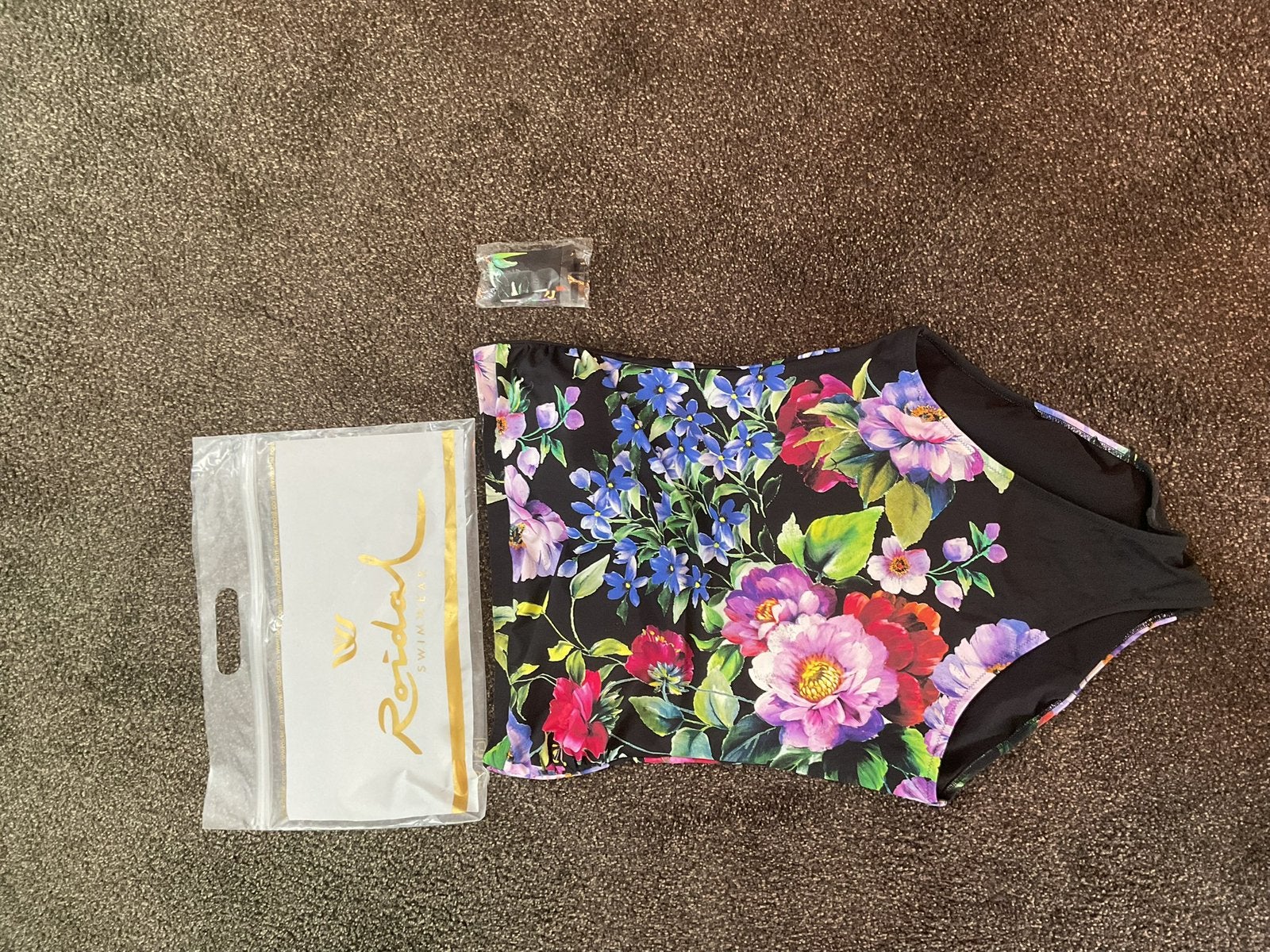 Roidal strapless badpak zwart maat 44 cupB nieuw, Ophalen of Verzenden, Nieuw, Zwart, Badpak