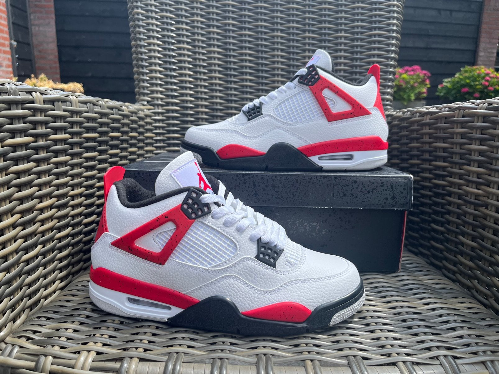 Air Jordan 4 - Red Cement - NIEUW! - Maat 42 - Actie!, Kleding | Heren, Schoenen, Verzenden, Wit, Nieuw, Sneakers of Gympen