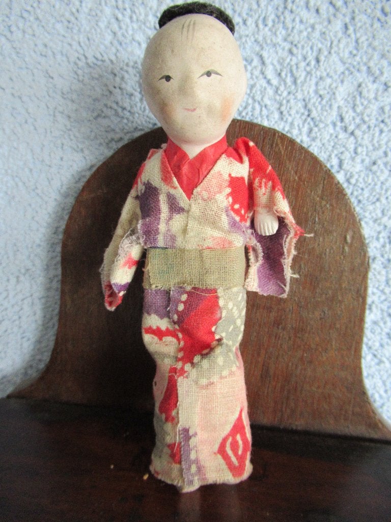 OUD JAPANS POPJE CA. 11.5 CM VERZENDEN MOGELIJK, Antiek en Kunst, Ophalen