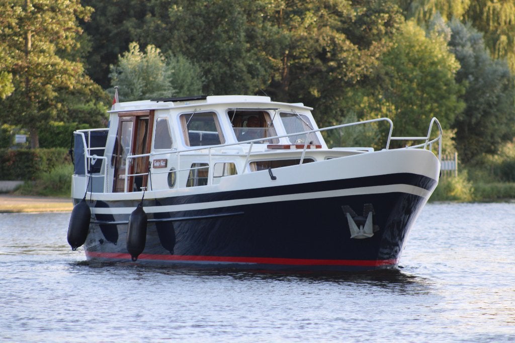 Oostvaarder 950 AK gereviseerde motor, Vakantie en vaarklaar, Watersport en Boten, Motorboten en Motorjachten, Overige merken