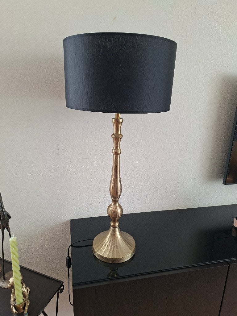 Gezocht tafellamp Colmore, Huis en Inrichting, Overige materialen, Overige typen, Overige merken, Goud