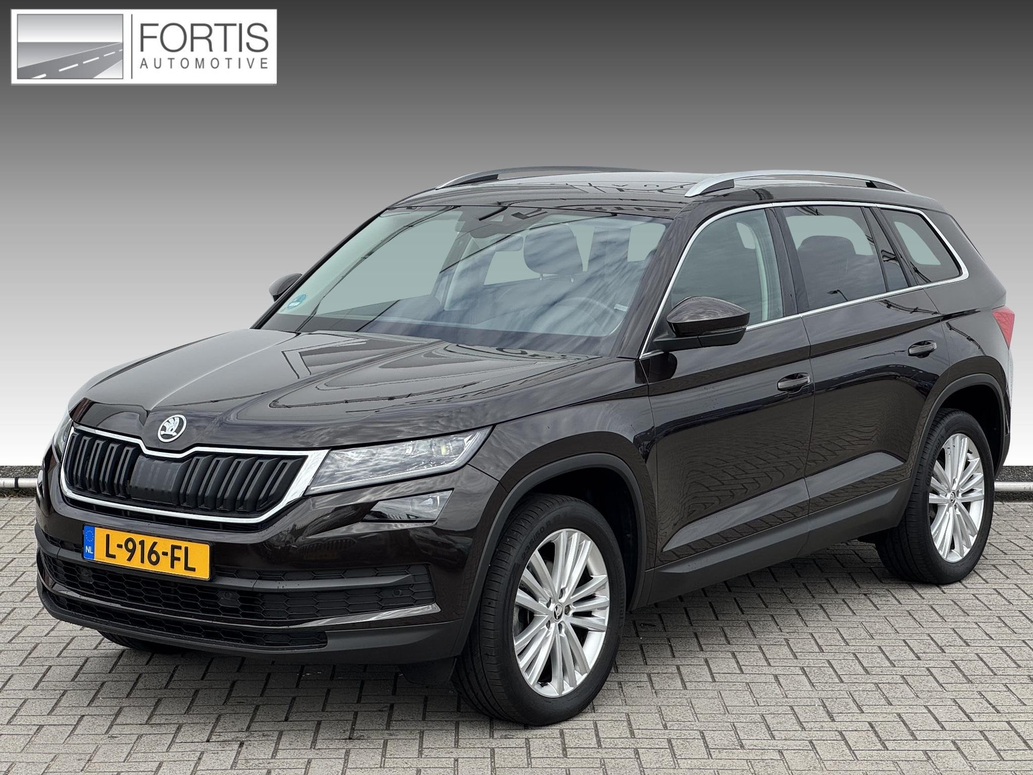 Skoda Kodiaq 1.5 TSI Business Edition NL-AUTO | PANODAK | TR, Auto's, Automatische klimaatregeling, 4 cilinders, 1481 kg, Origineel Nederlands