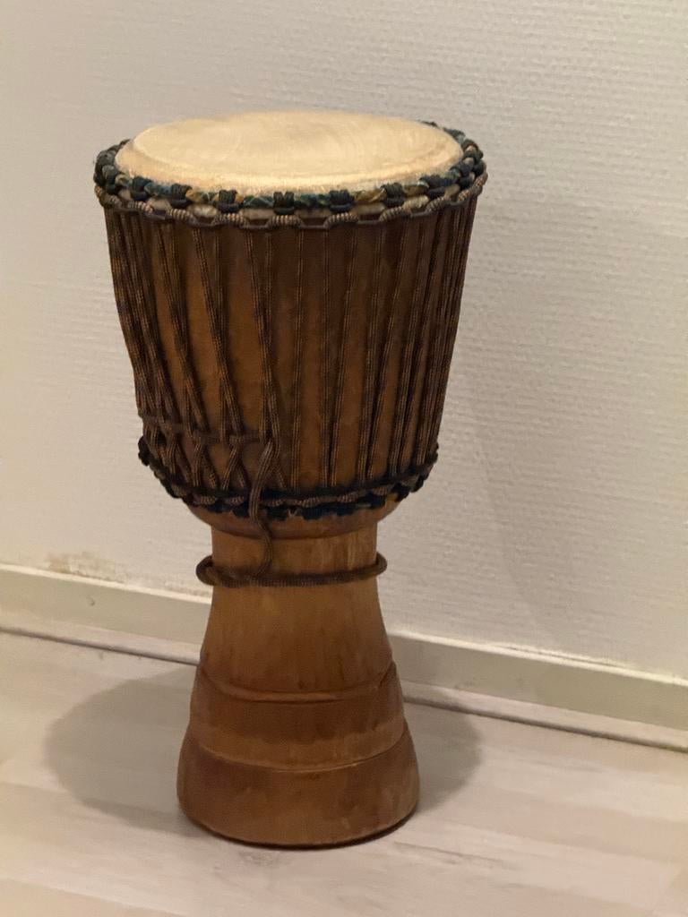 Kleine Djembe 22x46cm, Muziek en Instrumenten, Ophalen of Verzenden, Gebruikt, Overige merken