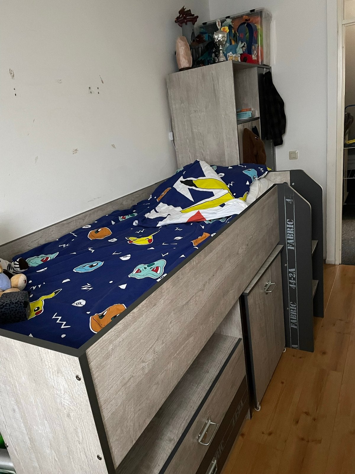 Hoogslaper, bureau en kast, Ophalen, Gebruikt, Hoogslaper