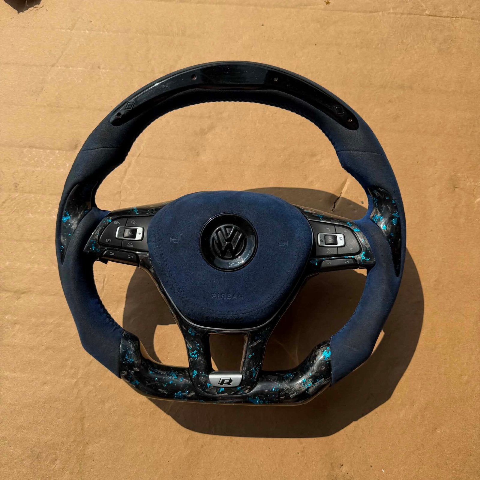 Volkswagen caddy mk4 carbon stuur met led, Ophalen of Verzenden, Nieuw, Volkswagen