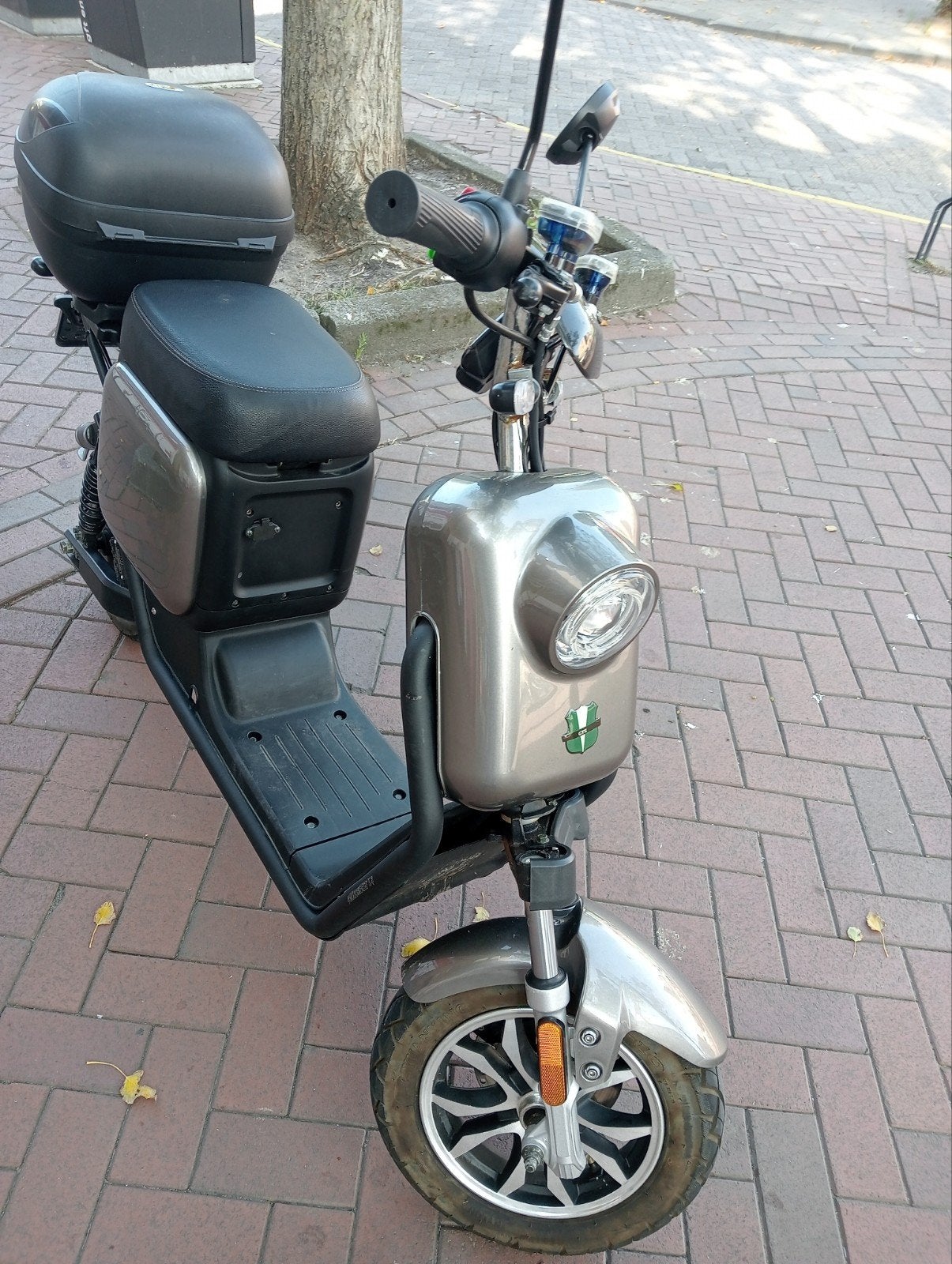 Elektrische scooter HTS-E, Ophalen, Zo goed als nieuw, Elektrisch, Overige merken