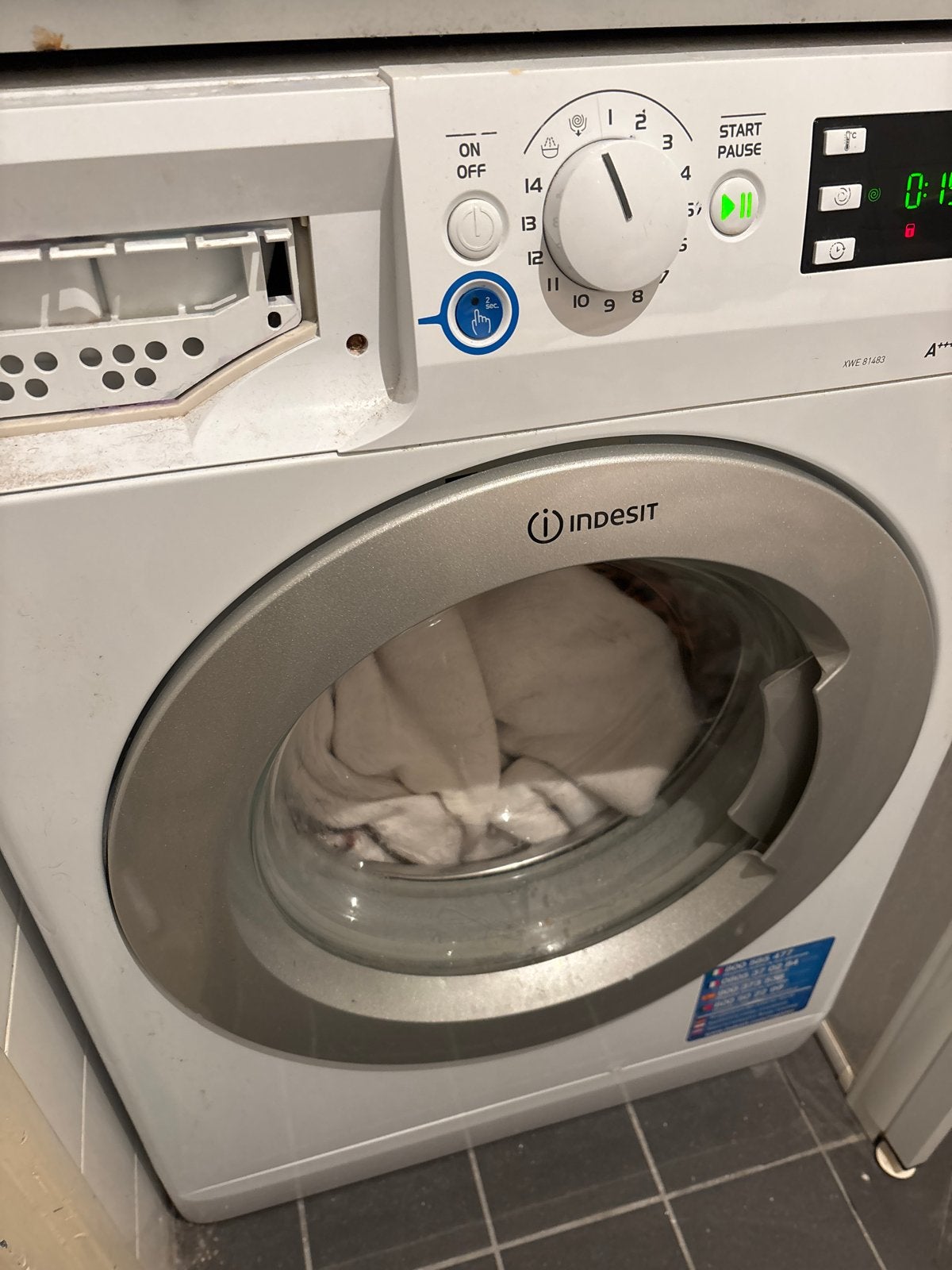 Indesit XWE 81483 Wasmachine - Voorlader, Ophalen, 1200 tot 1600 toeren, Gebruikt, 8 tot 10 kg