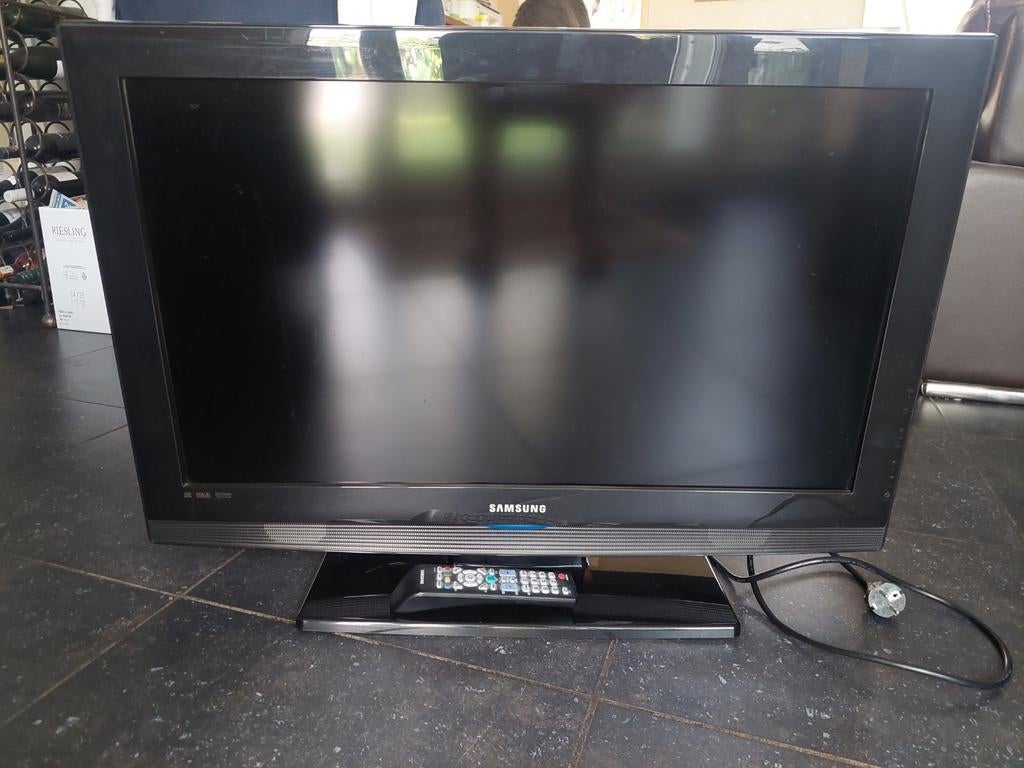 Televisie Telefunken 32", Overige merken, 50 Hz, LCD, Ophalen of Verzenden