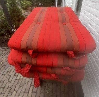 4 kussens voor tuinstoelen, Ophalen