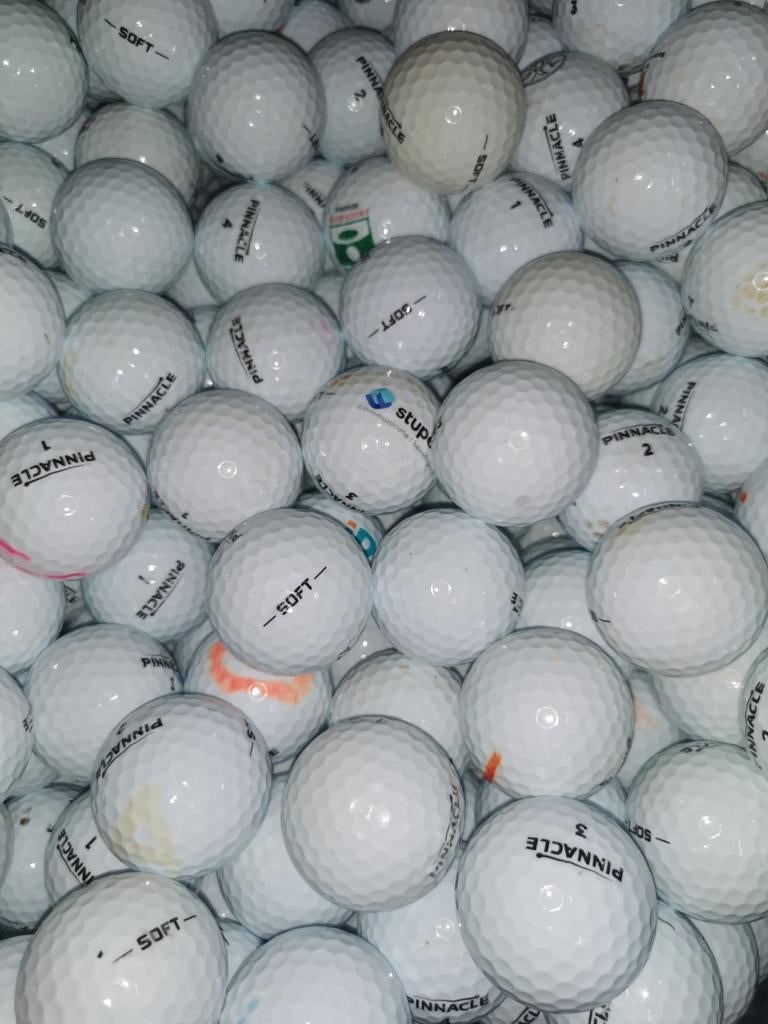 Pinnacle soft golfballen 100 stuks, Sport en Fitness, Golf, Ophalen of Verzenden, Bal(len)