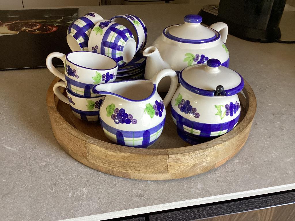 Douwe Egberts Theeservies, Ophalen, Zo goed als nieuw, Overige stijlen, Kop(pen) en/of Schotel(s)