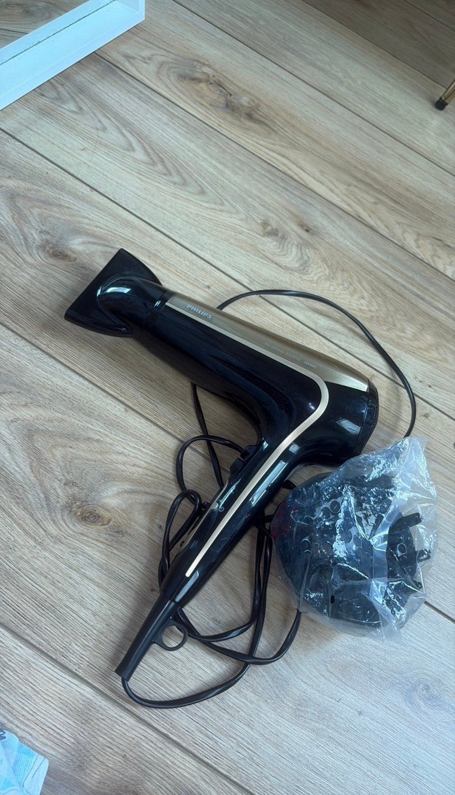 haar föhn philips vaste prijs, Ophalen of Verzenden, Zo goed als nieuw, Föhn of Haardroger