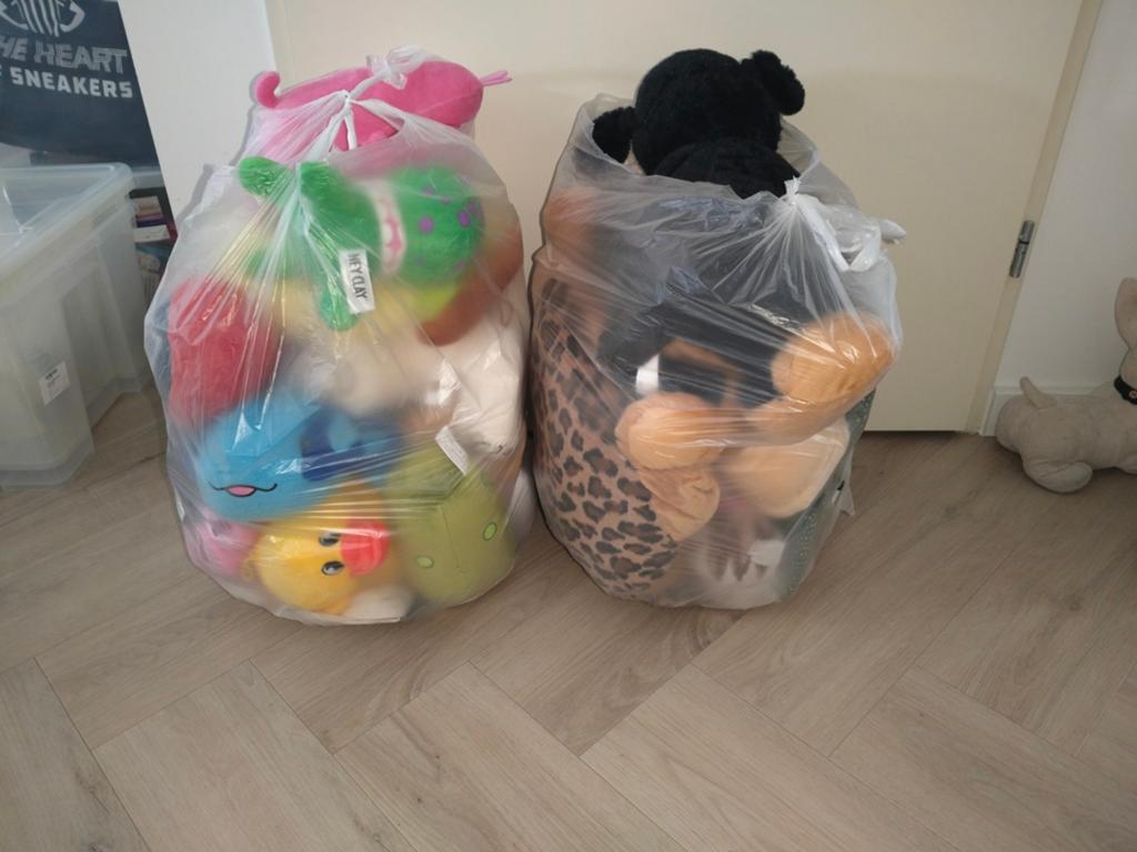 2 zakken knuffels, Ophalen, Gebruikt, Meerkleurig, Overige typen