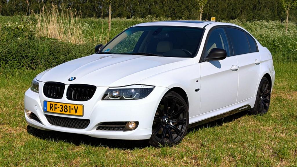 BMW 3-serie E90 2010 LCI 328i (330i 325i) 3.0 N52, Automaat, Achterwielaandrijving, Beige, 1520 kg