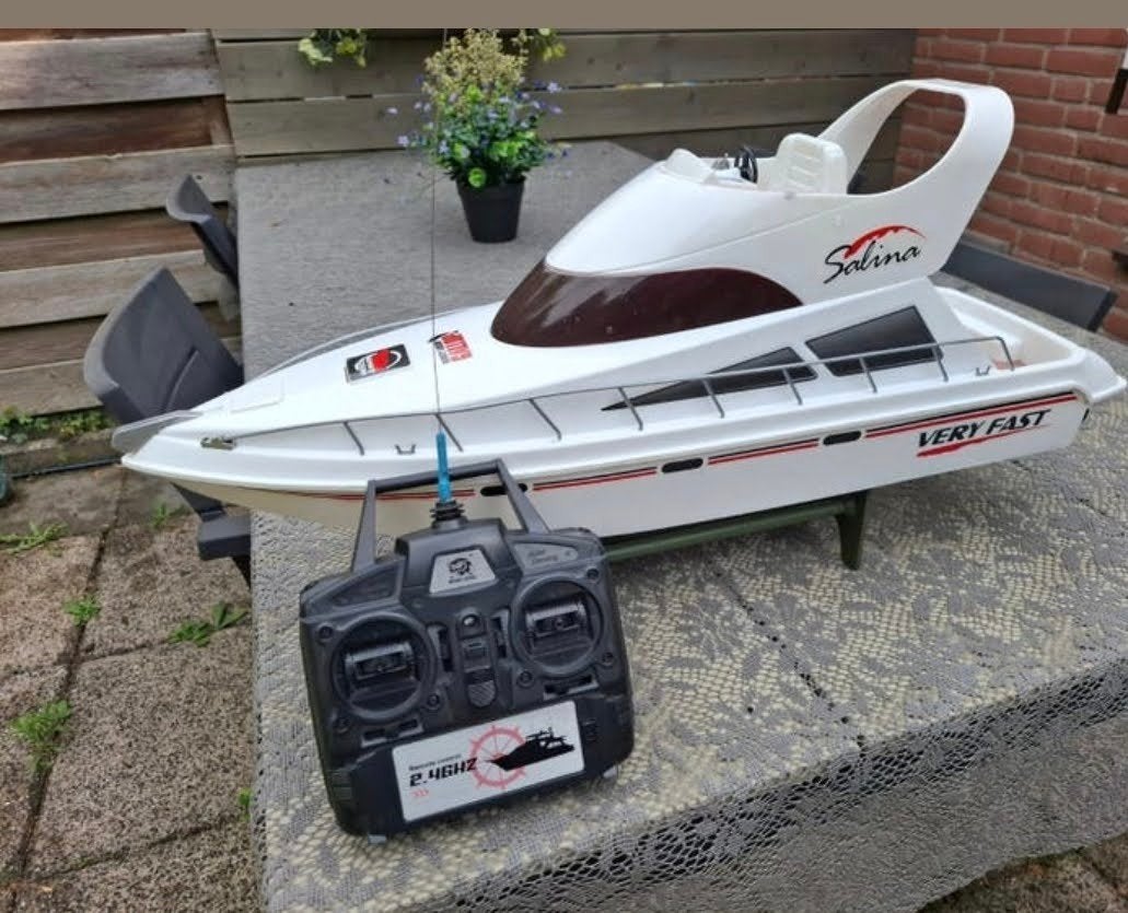 RC Speedboot Salina ", Ophalen of Verzenden, Gebruikt