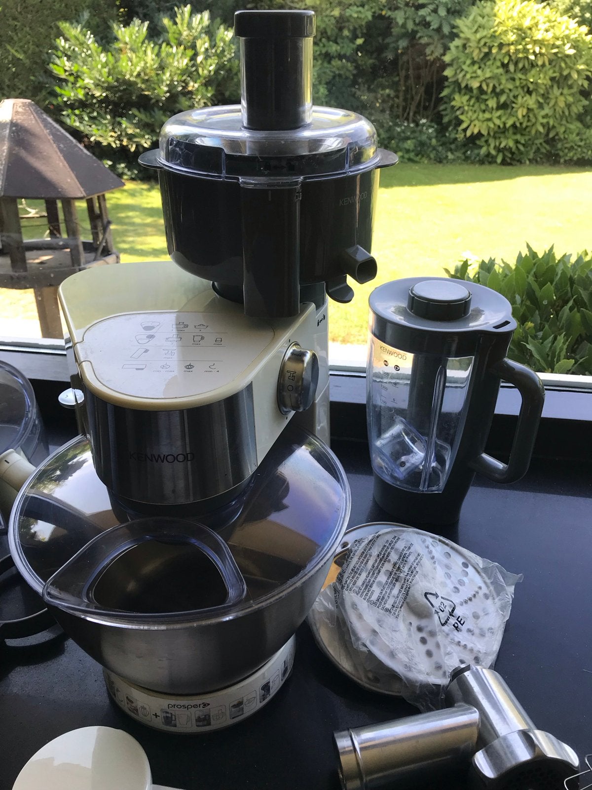 Kenwood KM28 Prospero Keukenmachine met accessoires, Witgoed en Apparatuur, Keukenmixers, Ophalen, 4 liter of meer, Gebruikt, 3 snelheden of meer