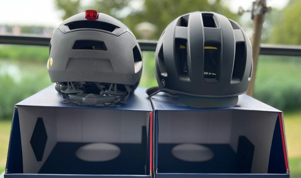 Abus Endura Urban Luminite fietshelm S-M, L-XL, Ophalen, Zo goed als nieuw, Abus, XL