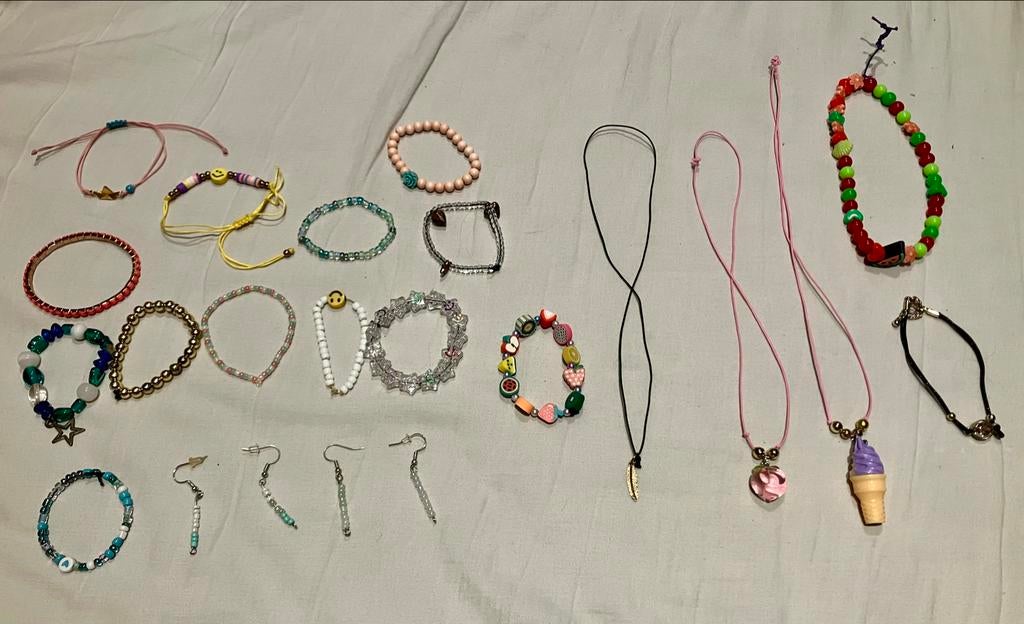 Diverse Zelfgemaakte Armbandjes, Kettingen en Oorbellen, Overige materialen, Overige kleuren, Nieuw, Ophalen of Verzenden