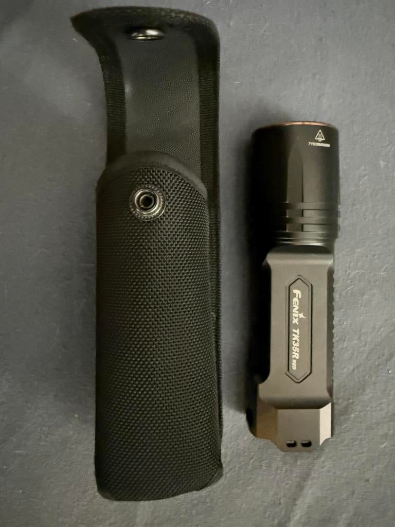 Fenix TK35R RED, Ophalen of Verzenden, Nieuw, Batterij
