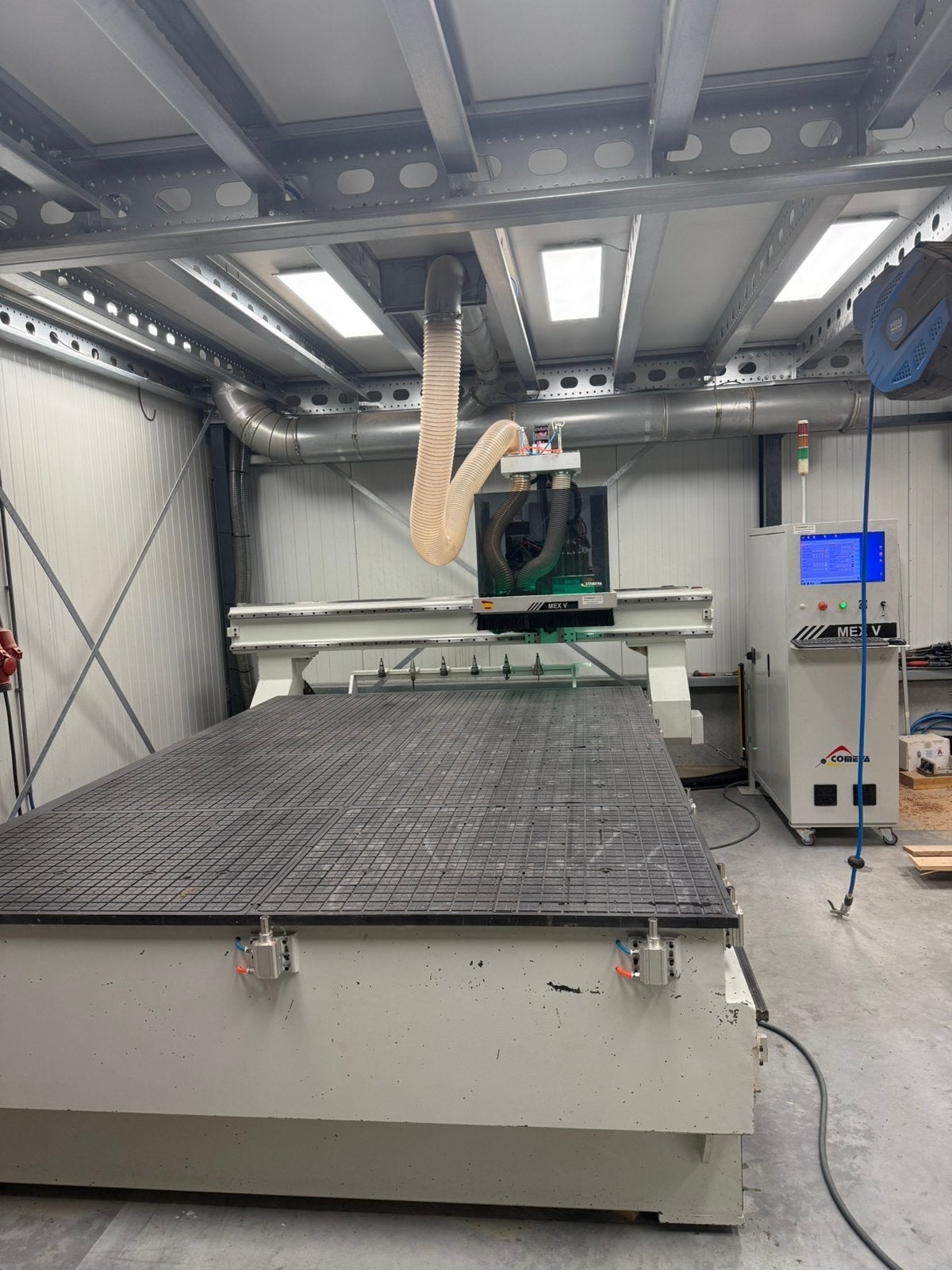 COMEVA MEX V | CNC 4 assig | 2170x3260 werkbereik | Nesting, Ophalen, Zo goed als nieuw, Elektrisch, Bovenfrees