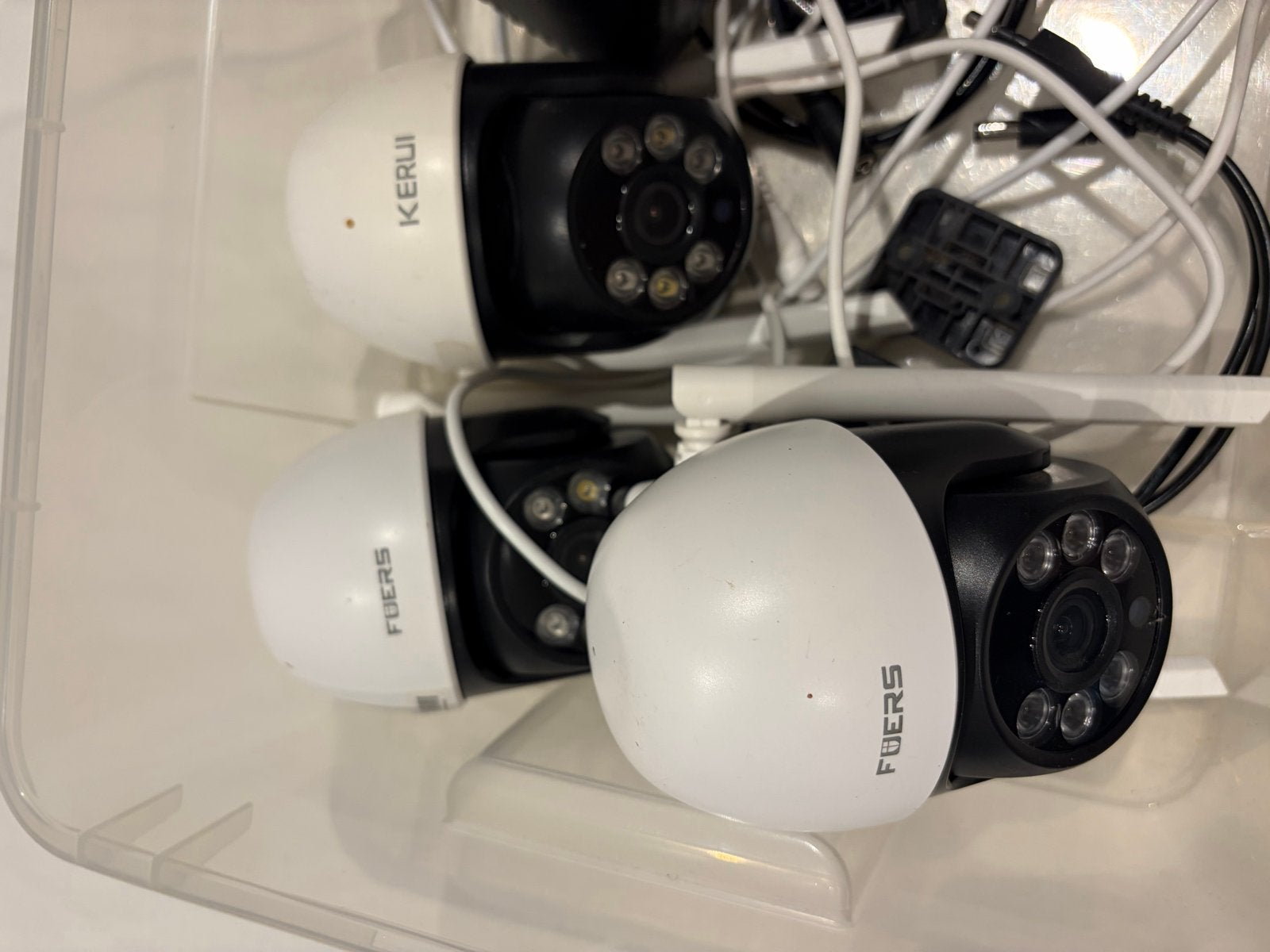 Set van 3 Smart Camera's - Binnen/Buiten Beveiliging, Ophalen, Zo goed als nieuw