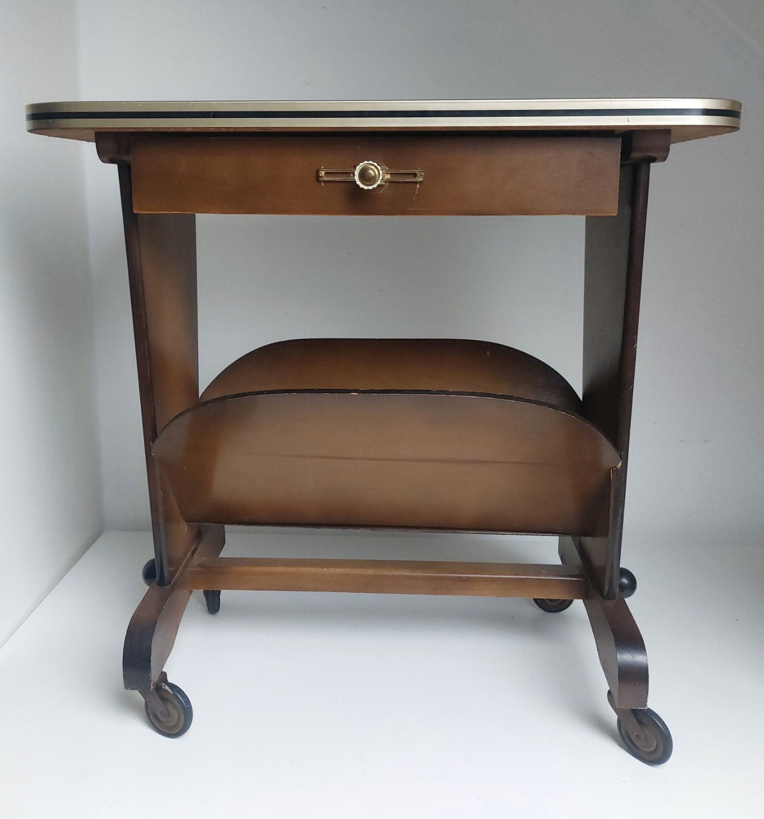 Vintage bijzettafel met tijdschriftenrek, Ophalen