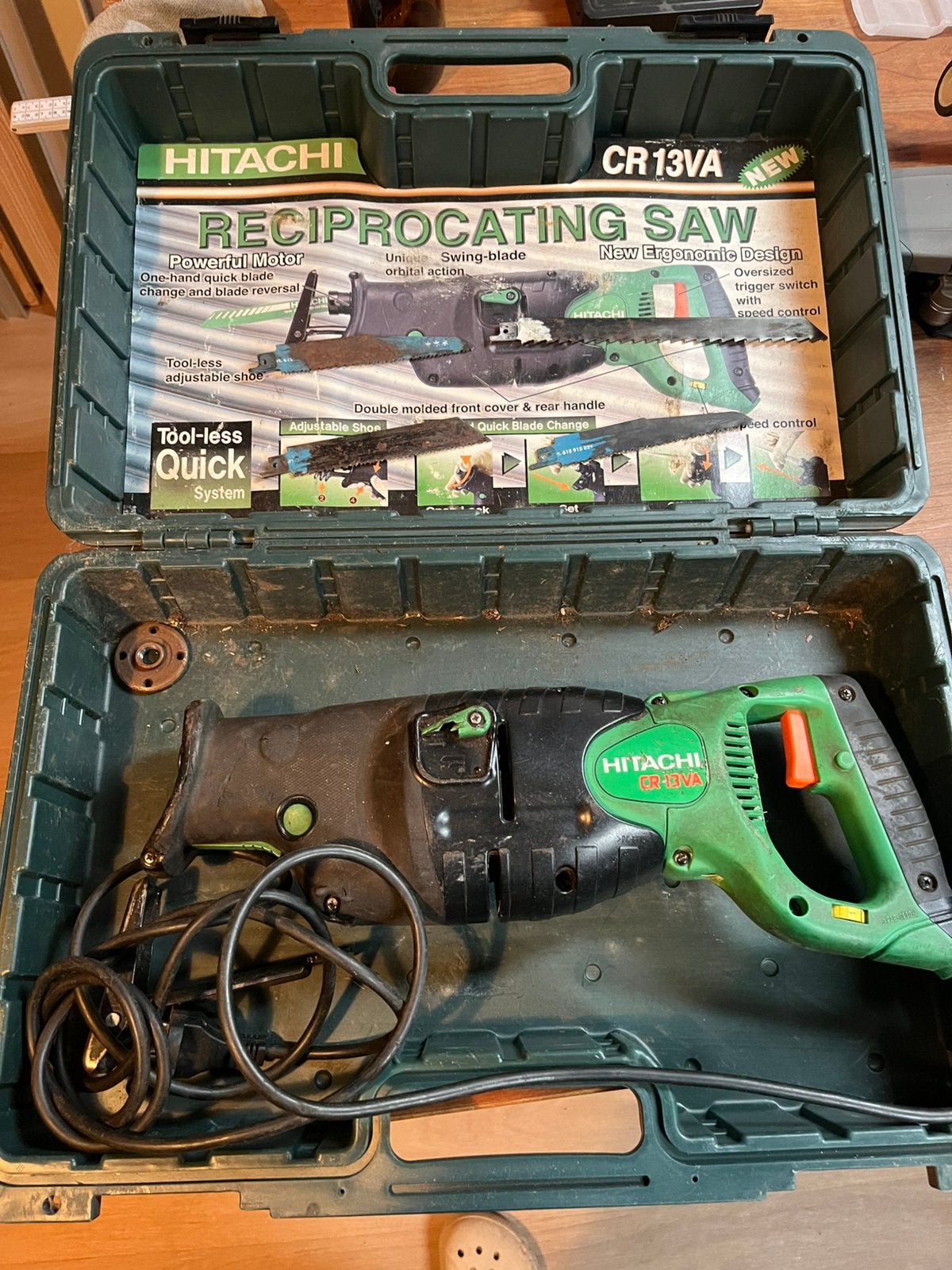 Reciprozaag hitachi cr13VA, 70 mm of meer, 600 tot 1200 watt, Ophalen of Verzenden, Zo goed als nieuw