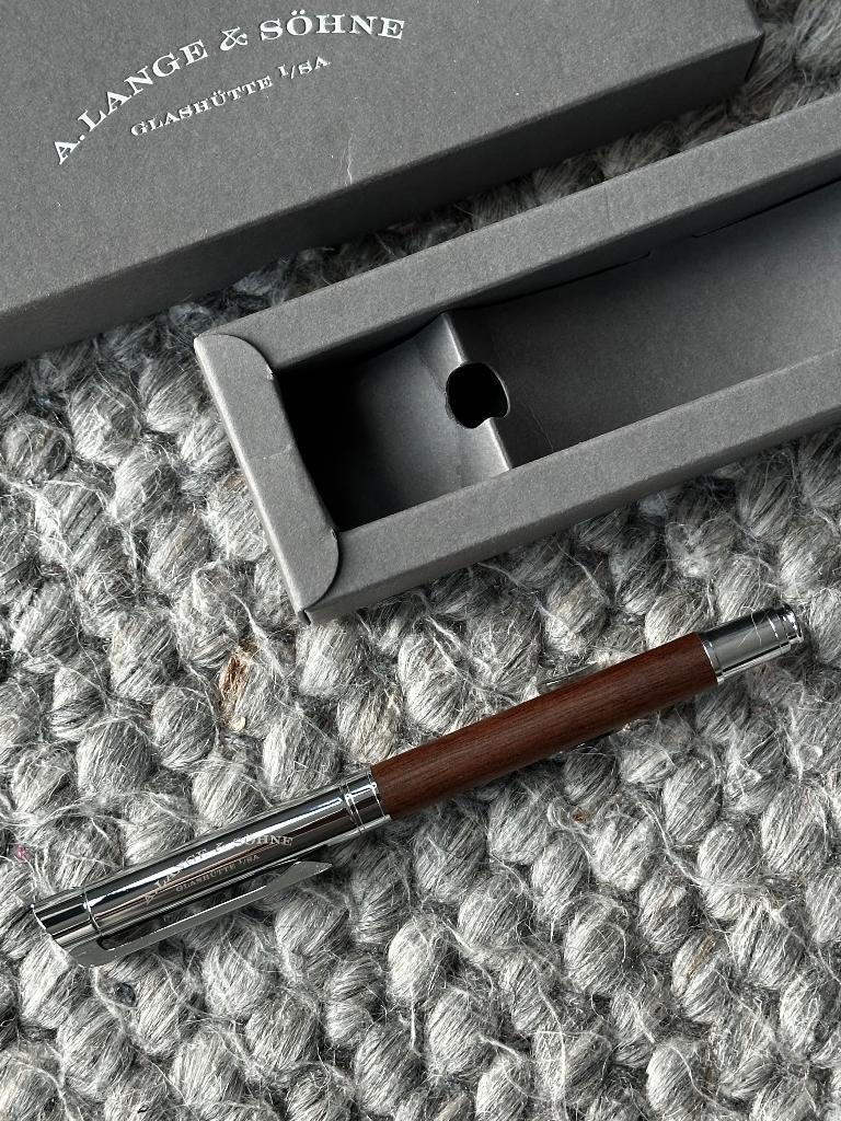 A. Lange & Söhne rollerbal pen, Verzamelen, Pennenverzamelingen, Nieuw, Overige typen, Overige merken, Met doosje, Ophalen of Verzenden