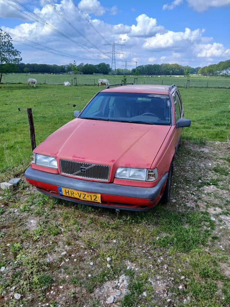 Volvo 850 2.5 GLE E2 1994  V70 Rood LPG, Auto's, Volvo, Voorwielaandrijving, 1435 kg, Origineel Nederlands, Stationwagon