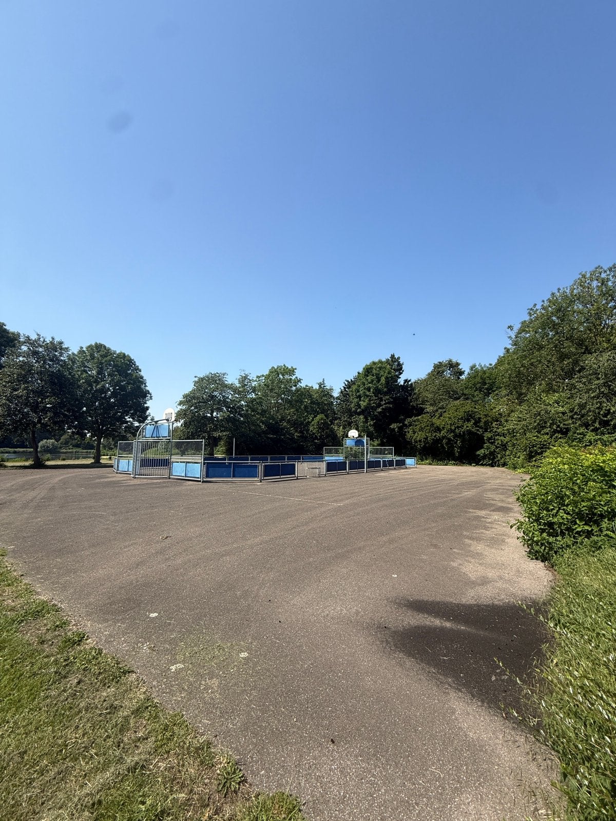 Multifunctioneel sportveld te koop, Groter dan maat XL, Ophalen of Verzenden, Nieuw, Overige typen