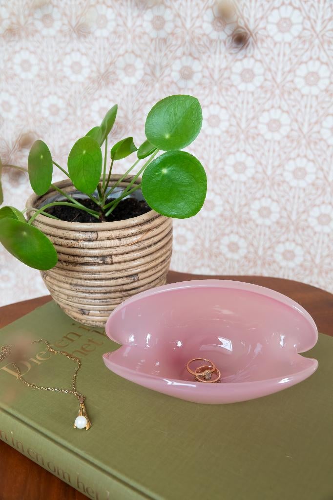 Vintage roze opaline Murano clam shell  dual base, Ophalen of Verzenden