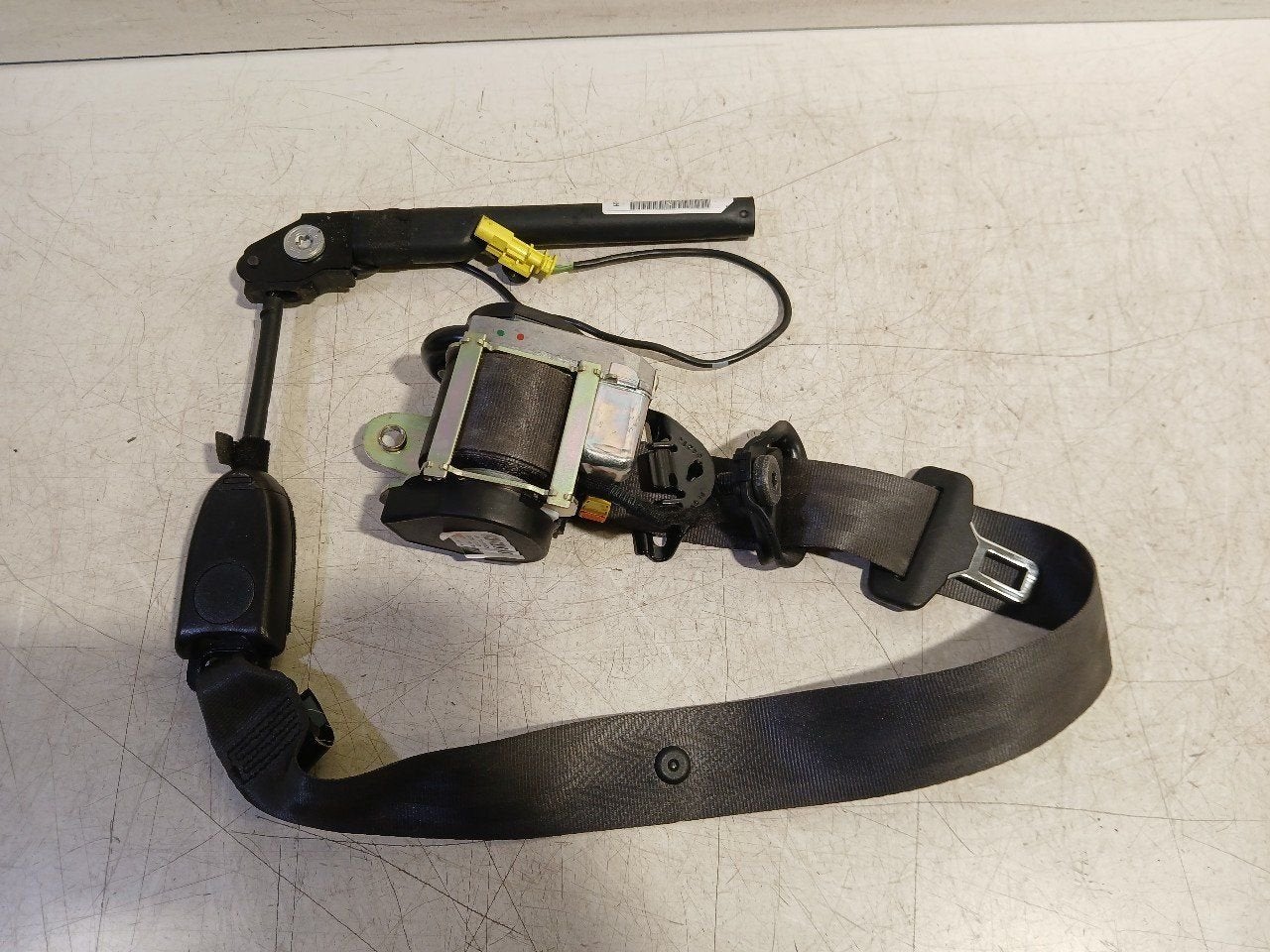 Veiligheidsgordel links voor Opel Astra, Onderdelen@venauto.nl, Van der Ven Autorecycling B.V., Gebruikt, Ettenseweg 76, 4706 PB Roosendaal, The Netherlands