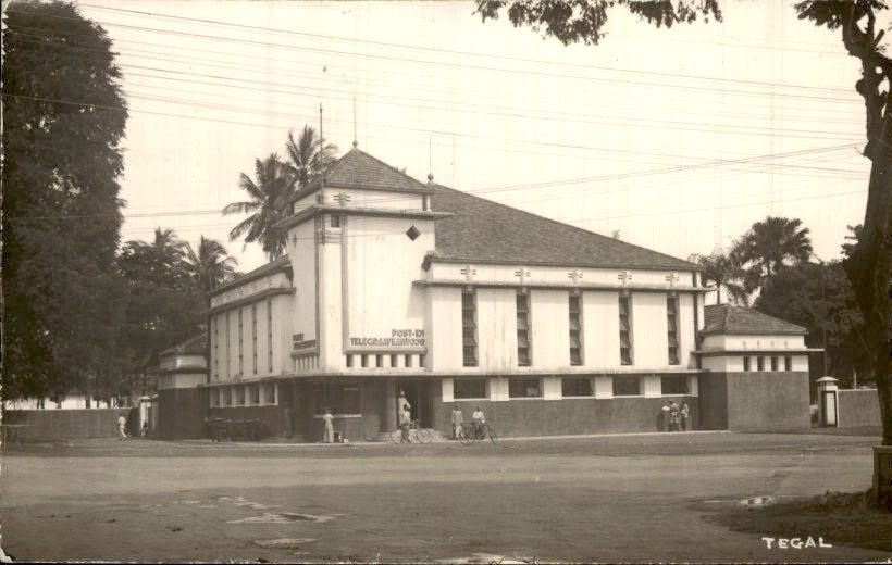Nederlands Indië - Tegal - Fotokaart - 1930 - Postkantoor, Verzenden, 1920 tot 1940, Gelopen