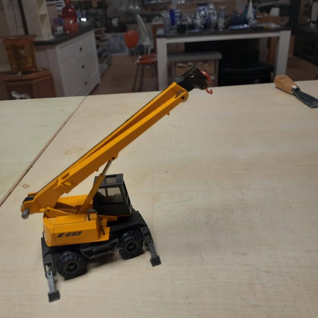 Sennebogen S 613 telescoopkraan NZG model 392, Ophalen of Verzenden, Gebruikt, Hijskraan, Tractor of Landbouw, Overige merken