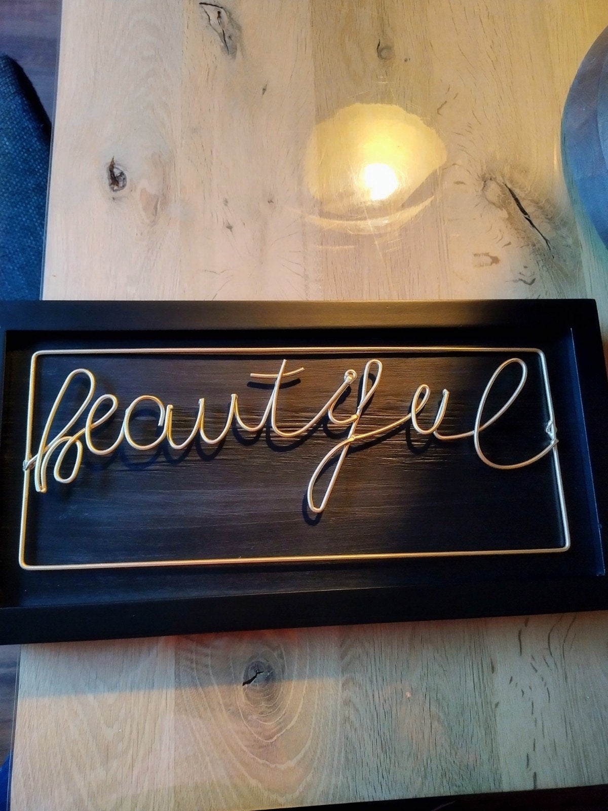 Bord met beautiful, Ophalen
