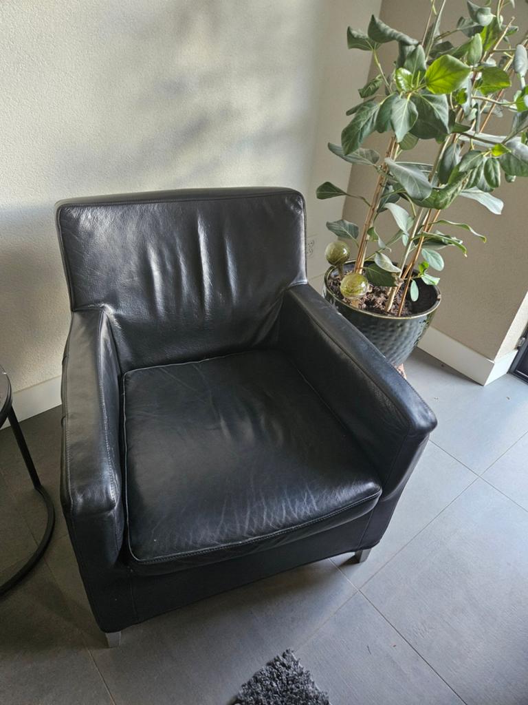 Zwarte leren fauteuils 2x 70 breed en 55 diep, Ophalen, Gebruikt, Minder dan 75 cm, Leer