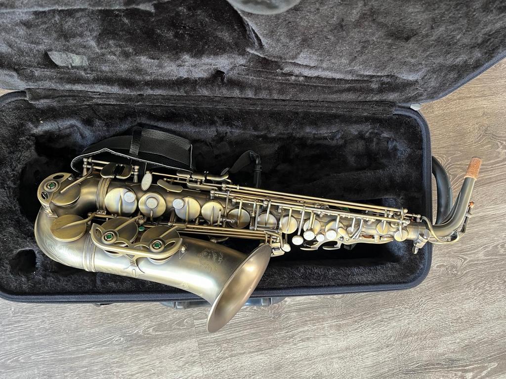 Alt saxofoon Cadeson A902AS bronze brass plated finish, Muziek en Instrumenten, Blaasinstrumenten | Saxofoons, Gebruikt, Alt, Met koffer